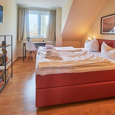 Göhren-Lebbin Fleesentraum Seeadler Grand Maisonette - Fuer Golfer Und Familien - Sauna Kamin Balkon Nintendo - Hunde Willkommen! מראה חיצוני תמונה
