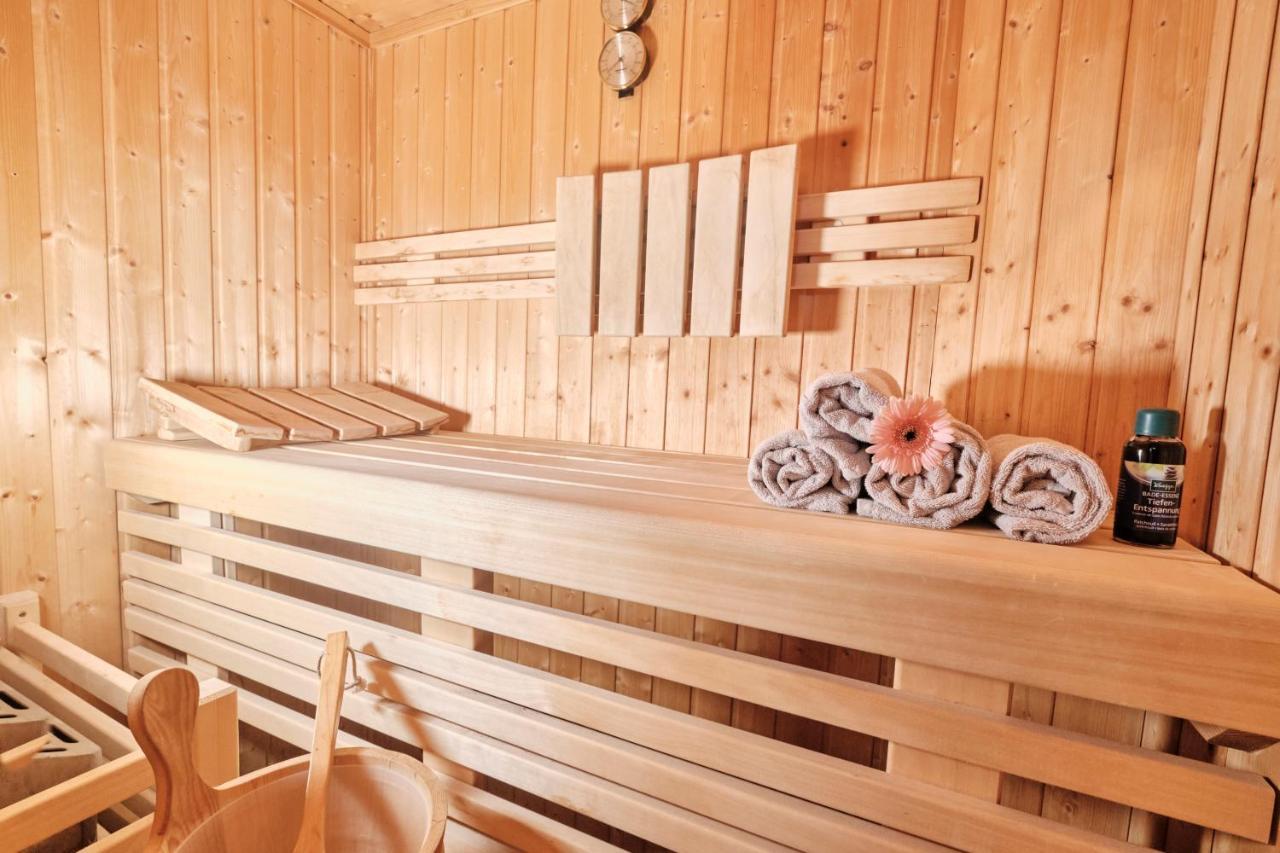 Göhren-Lebbin Fleesentraum Seeadler Grand Maisonette - Fuer Golfer Und Familien - Sauna Kamin Balkon Nintendo - Hunde Willkommen! מראה חיצוני תמונה
